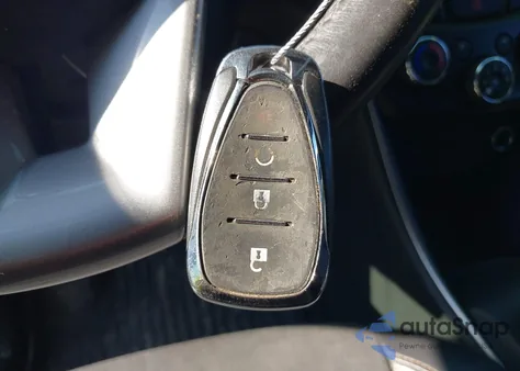 2018 Chevrolet Trax Lt z USA, uszkodzony, nr VIN KL7CJLSB7JB677219